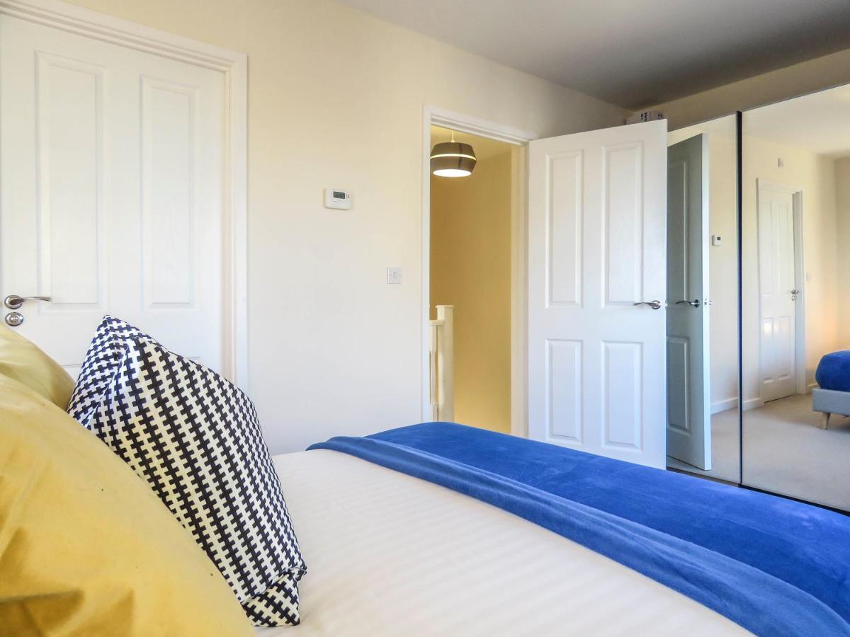 Tudors Esuites 4 Bedroom House Driveway & Garden Birmingham Ngoại thất bức ảnh